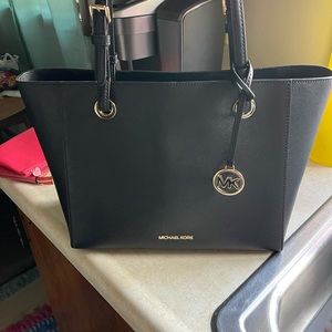 Michael Kors tote